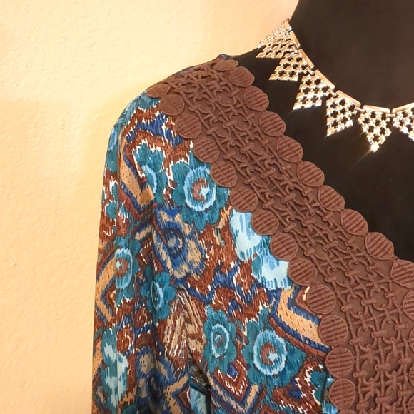 SOUTHWEST TOP - Picture 2 of 8